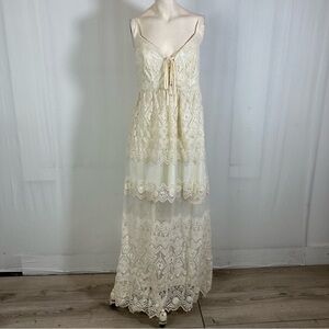 NWT ILLA ❤️ Boho Elegant Cream Lace Maxi Dress Sz L